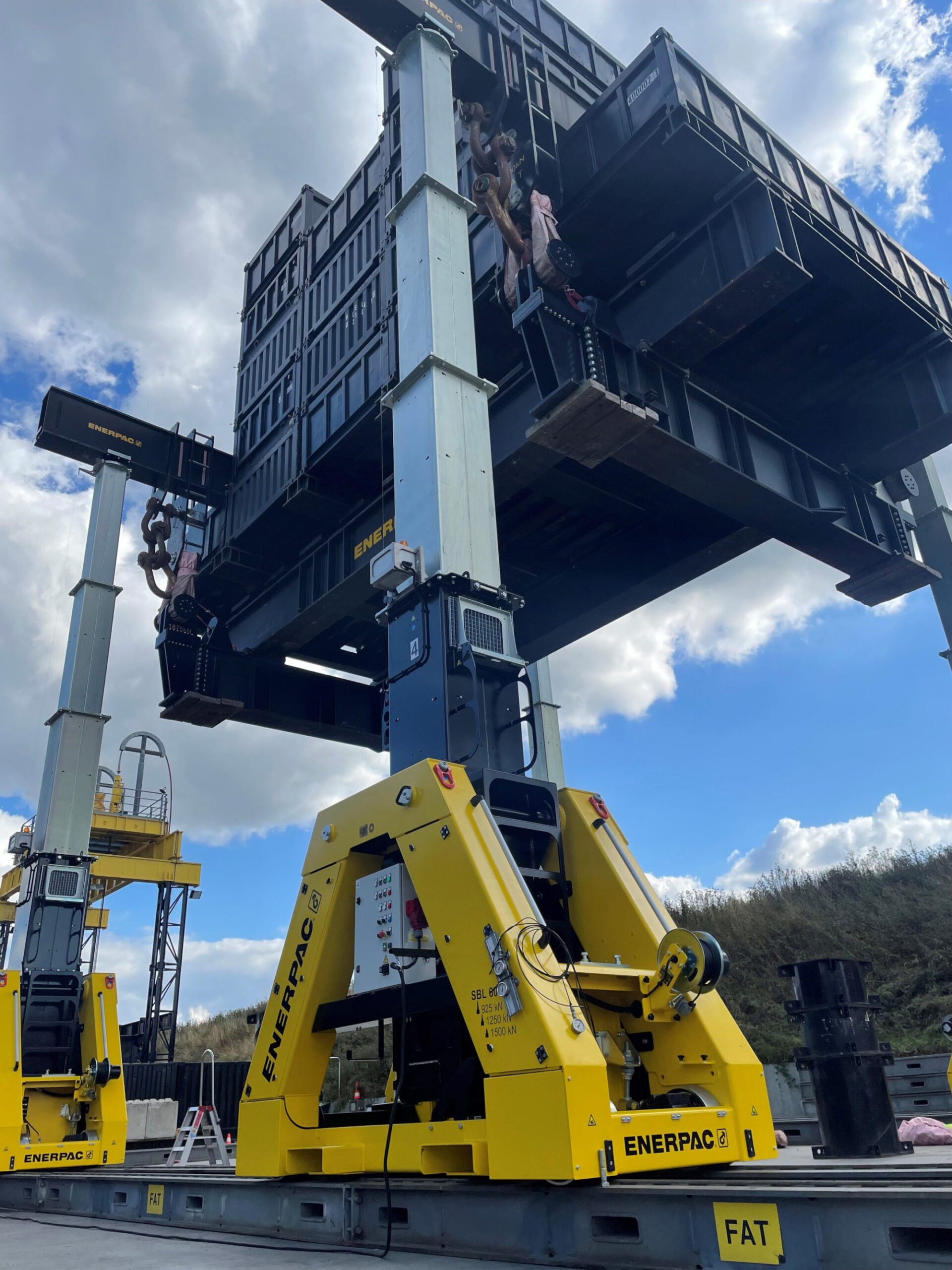 Đại lý ủy quyền thiết bị Enerpac tại Việt Nam | ENERPAC.COM.VN Logo