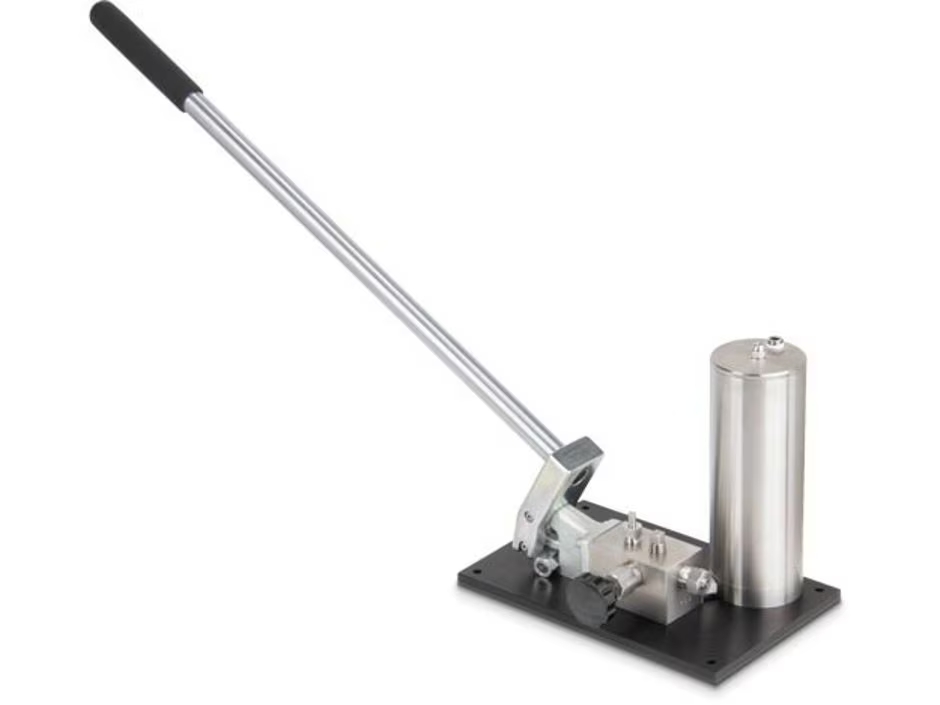 Bơm Tay Thủy Lực Enerpac Siêu Cao Áp – Tới 2.800 Bar